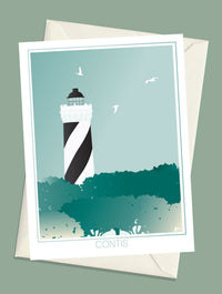Carte postale illustrée intitulée “Contis, Le Phare” par Julie Roubergue, représentant le fameux phare emblématique des Landes dans des tons verts.