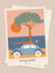 Carte postale Let’s Go to Surf avec son enveloppe. Illustration rétro d’une Beetle sur fond d’océan.